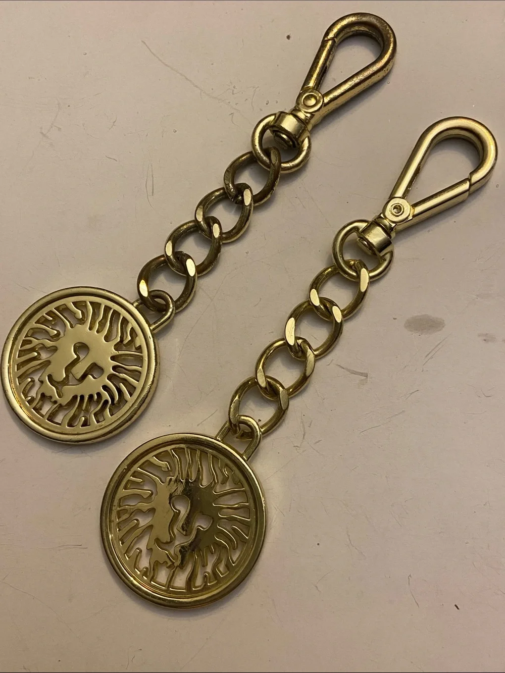 Pair 2 Gold Tone Vintage Anne Klein Souvenir Metal Keychain FOB Lion Head